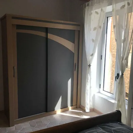 Du Couvent Des Carmes Apartment *