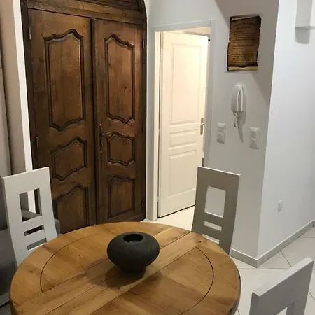 Appartement Du Couvent Des Carmes *